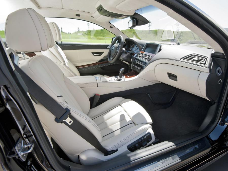  BMW 6-Series Individual Coupe 2011 года  (фото 3 из 4)